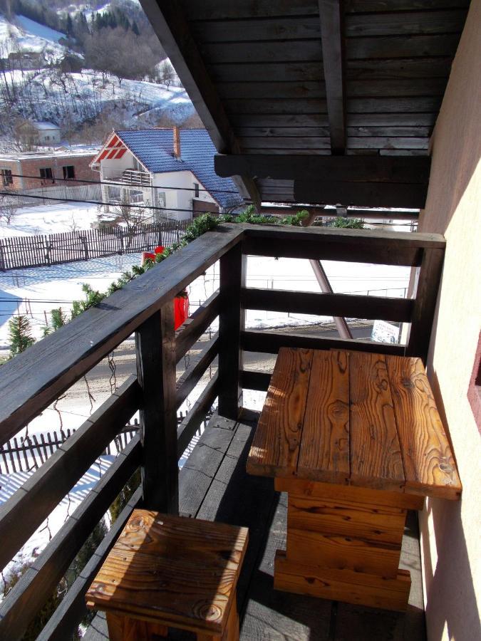 Apartament Laura Бран Екстер'єр фото