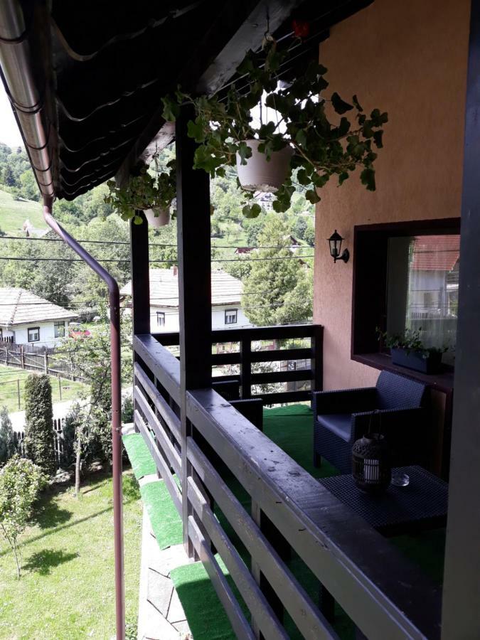 Apartament Laura Бран Екстер'єр фото